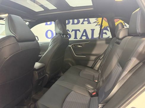 Used 2024 Toyota RAV4 XSE w/ Advanced Technology Package AWD/4WD image 17