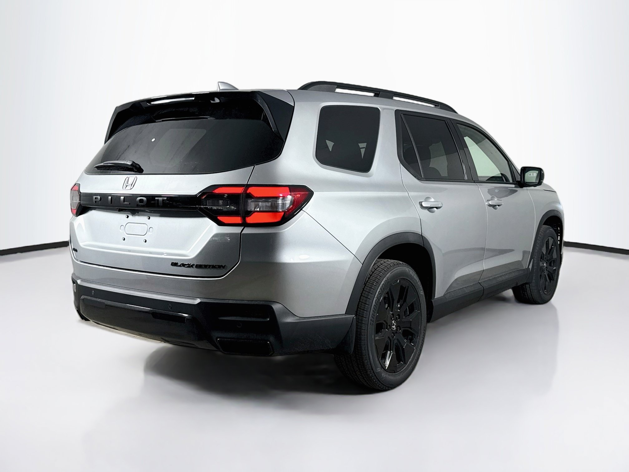 New 2026 Honda Pilot Black Edition image 34