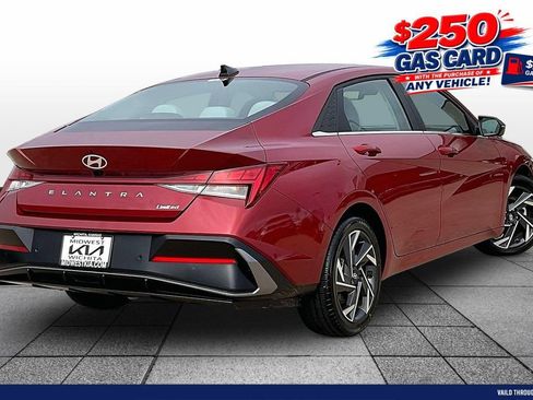 Used 2024 Hyundai Elantra Limited FWD image 13