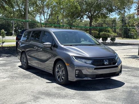 New 2026 Honda Odyssey Touring image 1