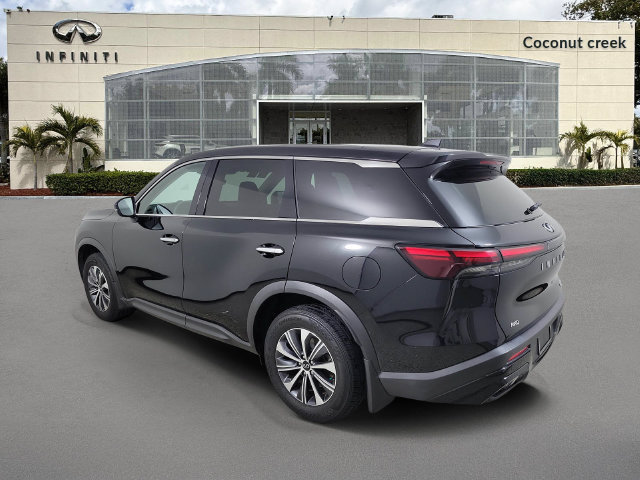 Certified 2024 INFINITI QX60 Pure AWD/4WD image 3
