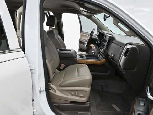 Used 2017 Chevrolet Silverado 1500 LTZ w/ High Desert Package image 30