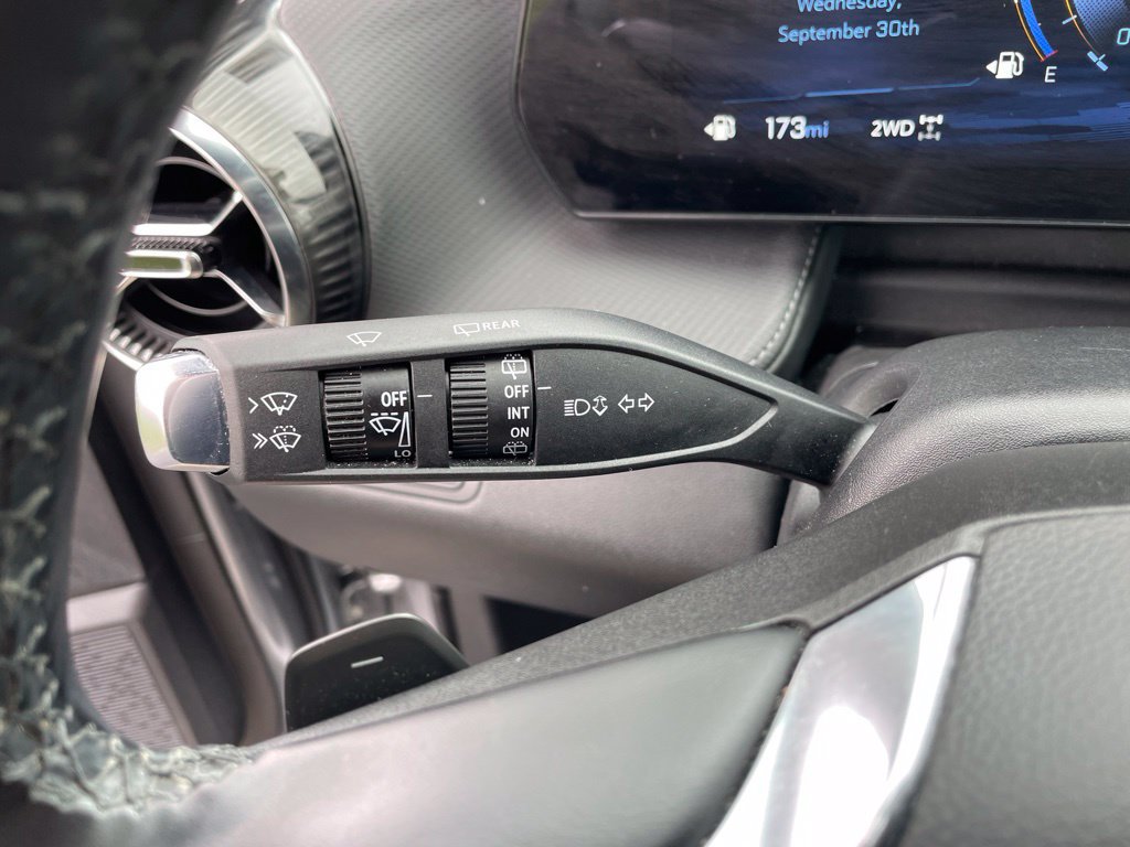 Used 2025 Chevrolet Equinox LT w/ Convenience Package II AWD/4WD image 17