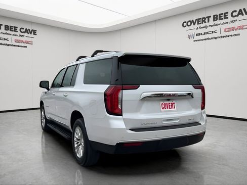 Used 2021 GMC Yukon XL SLT w/ SLT Premium Package image 7