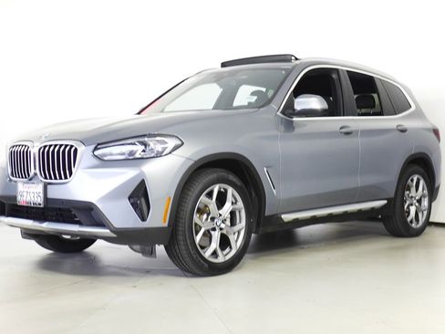 Used 2023 BMW X3 sDrive30i w/ Convenience Package image 2