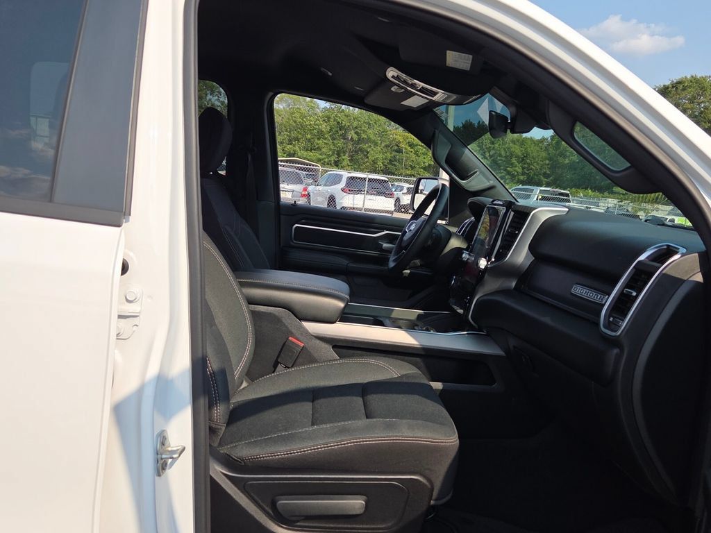 Used 2025 RAM 1500 Big Horn AWD/4WD image 13