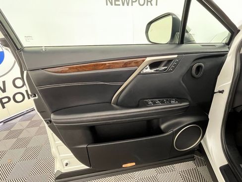 Used 2018 Lexus RX 450h AWD w/ Premium Package image 24