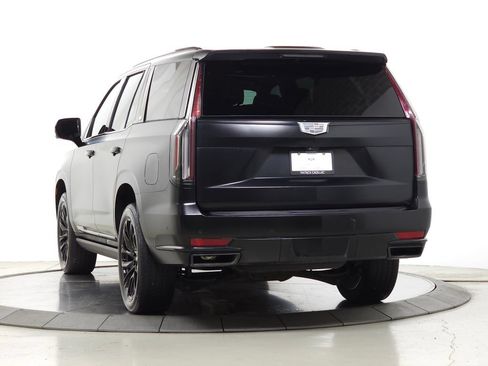 Certified 2023 Cadillac Escalade Sport Platinum w/ LPO, ONYX Package AWD/4WD image 3