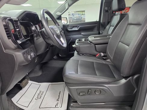 Used 2026 GMC Sierra 1500 SLT AWD/4WD image 15