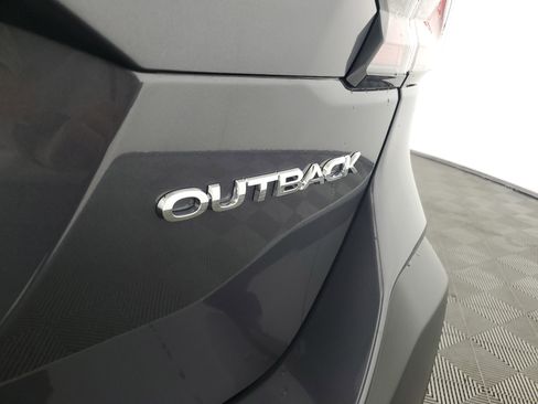 Used 2025 Subaru Outback Premium image 33