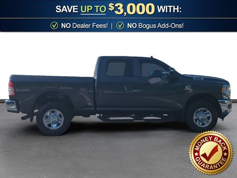 Used 2024 RAM 2500 Tradesman w/ Chrome Appearance Group AWD/4WD image 8