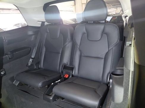 Used 2023 Volvo XC90 T8 Ultimate w/ Protection Package Premier AWD/4WD image 6