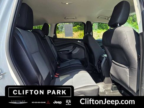 Used 2019 Ford Escape SE AWD/4WD image 18