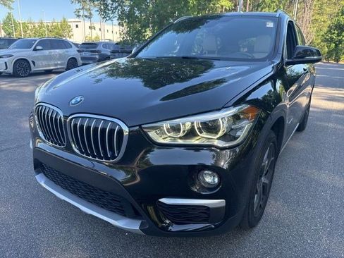 Used 2017 BMW X1 xDrive28i AWD/4WD image 1