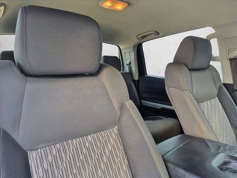 Used 2020 Toyota Tundra SR5 w/ SR5 Upgrade Package AWD/4WD image 18