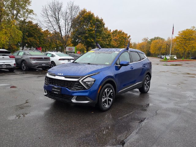 Certified 2023 Kia Sportage EX AWD/4WD image 4