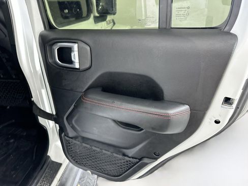 Used 2019 Jeep Wrangler Unlimited Rubicon AWD/4WD image 29