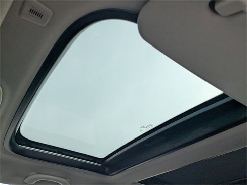 Used 2021 MINI Cooper S w/ Premium Package image 21