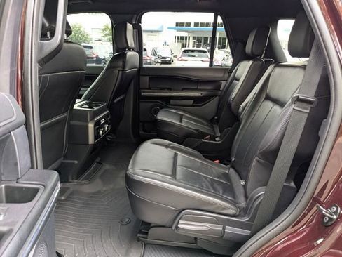 Used 2020 Ford Expedition XLT w/ Equipment Group 202A RWD image 31