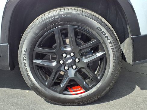 Used 2019 Chevrolet Traverse Premier w/ Redline Edition FWD image 4
