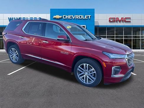 Certified 2022 Chevrolet Traverse High Country w/ LPO, Floor Liner Package image 8