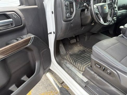 Used 2019 Chevrolet Silverado 1500 LT w/ All-Star Edition AWD/4WD image 14