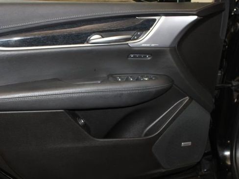 Certified 2024 Cadillac XT5 Premium Luxury FWD image 6