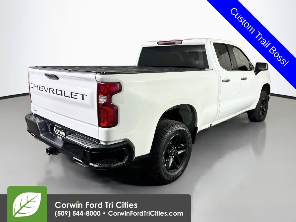 Used 2019 Chevrolet Silverado 1500 Custom Trail Boss w/ Custom Convenience Package AWD/4WD image 15