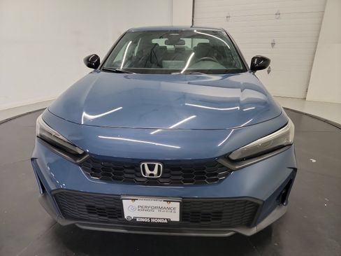 Used 2025 Honda Civic Sport image 2