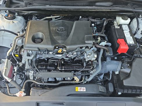 Used 2024 Toyota Camry SE FWD image 29