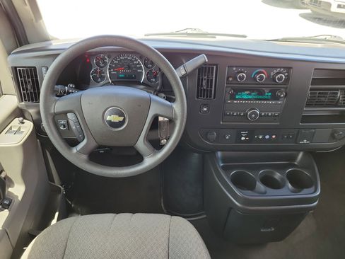 Used 2023 Chevrolet Express 3500 LT w/ LT Preferred Equipment Group RWD image 18