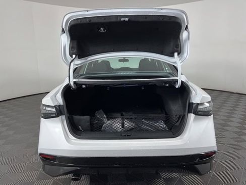 New 2026 Nissan Sentra SR w/ Floor Mat Package image 44