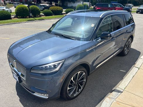 Used 2021 Lincoln Aviator Reserve w/ Equipment Group 201A AWD/4WD image 7
