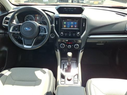 Used 2023 Subaru Forester Premium AWD/4WD image 16