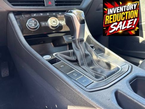 Used 2024 Volkswagen Jetta SE FWD image 23