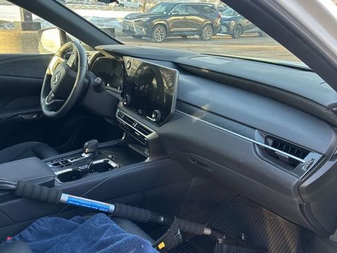 Used 2023 Lexus RX 350 image 17