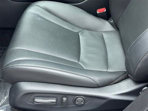 Used 2025 Honda Accord EX-L image 39