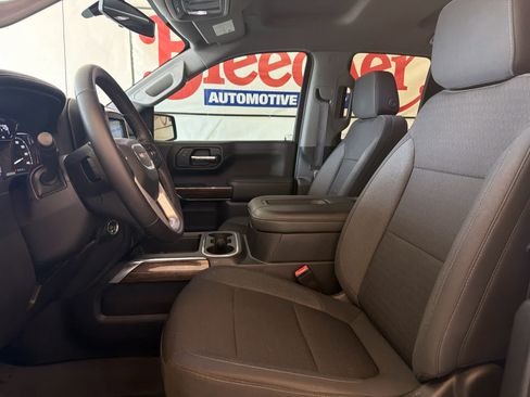 Used 2022 GMC Sierra 1500 Elevation RWD image 15
