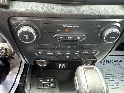 Used 2021 Ford Ranger Lariat w/ Tremor Off-Road Package AWD/4WD image 25