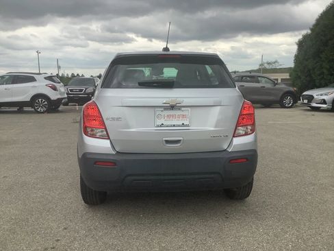 Used 2016 Chevrolet Trax LS FWD image 8
