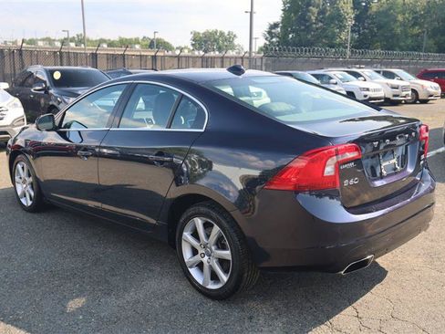 Used 2016 Volvo S60 T5 Premier w/ Convenience Package AWD/4WD image 3