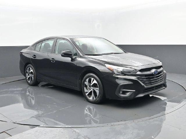 Used 2025 Subaru Legacy Premium AWD/4WD image 3