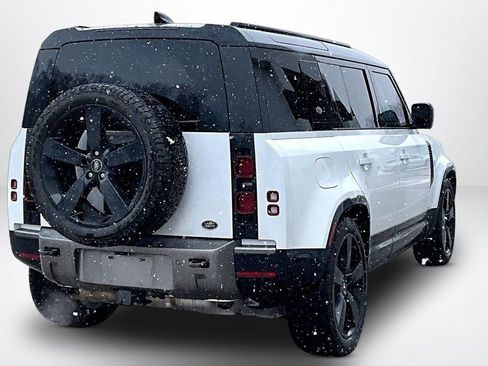 Used 2021 Land Rover Defender 110 X-Dynamic HSE AWD/4WD image 5