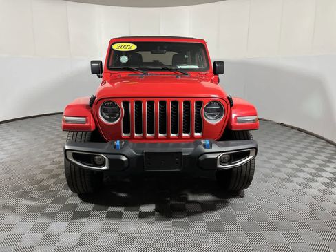 Used 2022 Jeep Wrangler Unlimited Sahara w/ Cold Weather Group AWD/4WD image 3