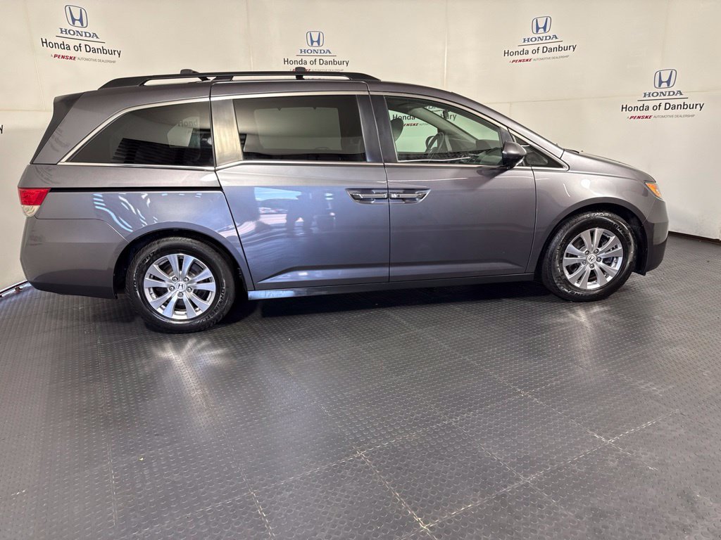 Used 2016 Honda Odyssey SE image 3