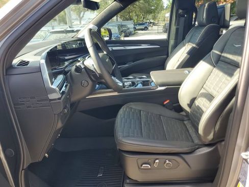 Certified 2026 Cadillac Escalade V w/ LPO, Onyx Lite Package AWD/4WD image 16
