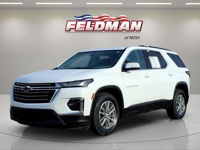 Used 2023 Chevrolet Traverse LT