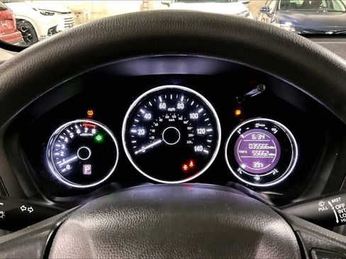 Used 2022 Honda HR-V LX image 26