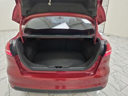 Used 2015 Ford Focus SE image 27