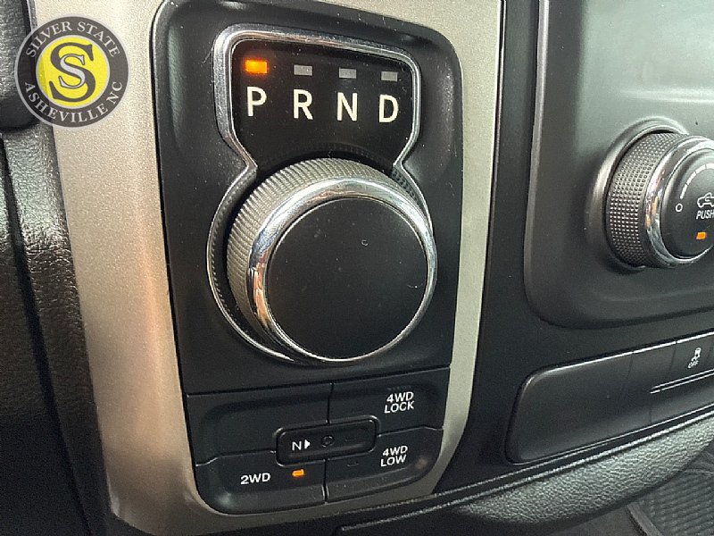 Used 2020 RAM 1500 Classic SLT AWD/4WD image 23